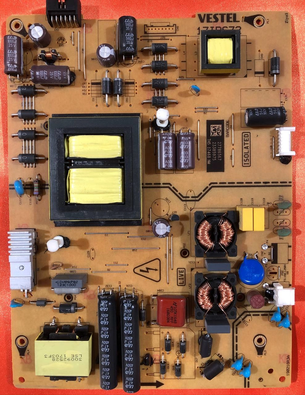 49UB8600
